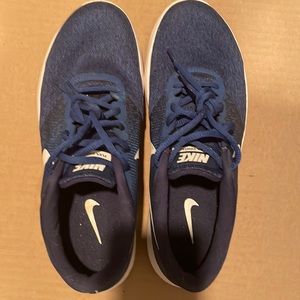 Nike Flex Contact Men’s Sneakers